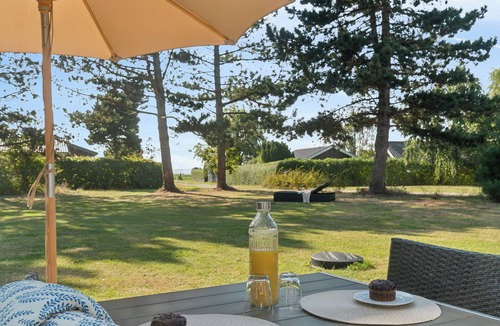 Grlev House | Idyllic family summer house 75 meters from coast