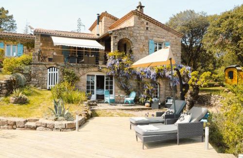 Les Assions Cabin | Idyllic French farmhouse