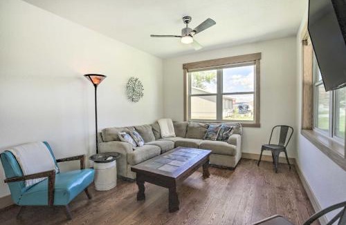 Lucerne House | Idyllic Gem: Screened Porch, 1/2 Mi to River!