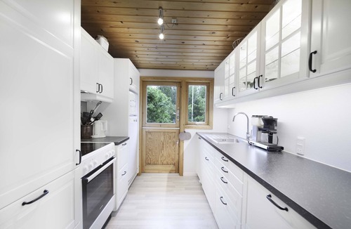 Hoeve Strand Cottage | Idyllic holiday home in the middle of nature, 5 min from beautiful sandy beach