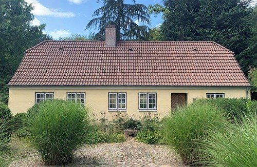 Daugard House | Idyllic house in a scenic garden