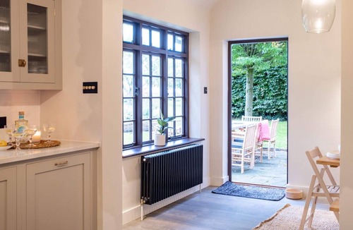 Norleywood Cottage | Idyllic location, bucolic views, and VIP beach access…