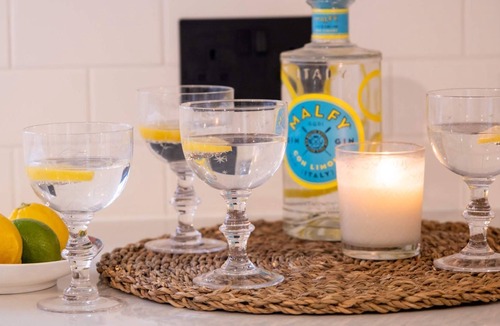 Norleywood Cottage | Idyllic location, bucolic views, and VIP beach access…