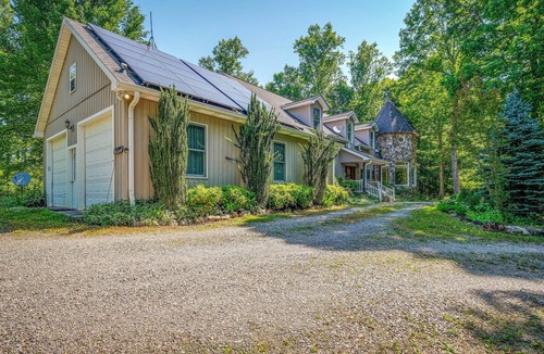 Gladehill House | Idyllic Martinsville Retreat w/Deck & Forest View