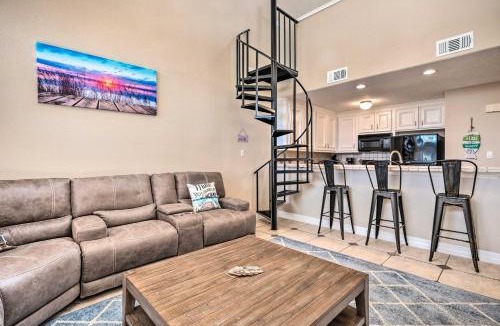 Walden on Lake Conroe House | Idyllic Montgomery Condo w/Pool & Lake View!