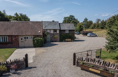 Bodenham House | Idyllic riverside location