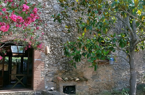 Sobrestany House | Idyllic rustic country house with pool, garden and free WiFi