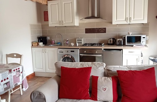 Pleuville Cottage | Idyllic Rural Romantic Retreat