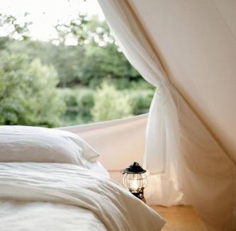 North Woodstock House | Idyllic Safari Tent with Sauna and Amazing Views in North Woodstock, New Hampshire