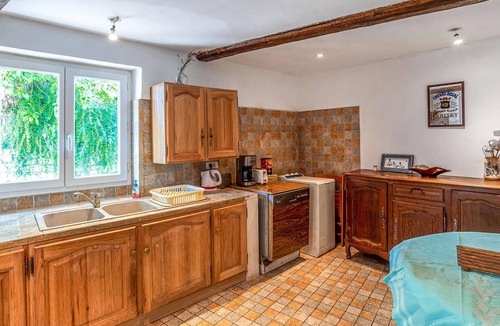 Limans House | Idyllic stone house in a quiet location.