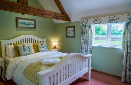 Priors Marston House | Idyllic Suite at Lower Fields Farm
