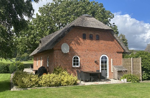 Mandoe House | Idyllic vacation home near Legoland