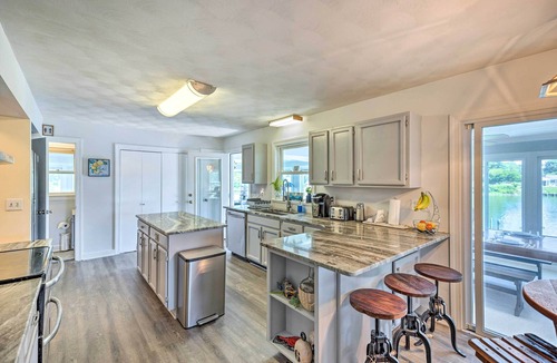 Reedville House | Idyllic Waterfront Home w/Game Room & Dock