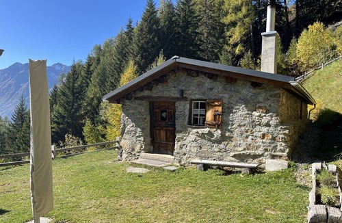Poschiavo Cottage | Idyllically secluded Maiensäss