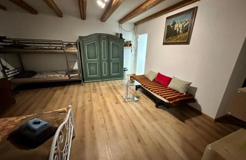 Andelfingen District Apartment | Idyllischer Bauernhof mit Charme