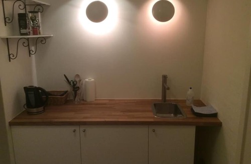 Vejle House | Idyllisk anneks, hvor lejer har eget hus.