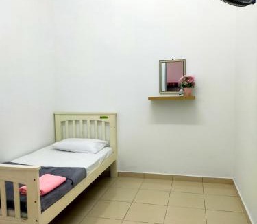 Ayer Panas House | iERYN HOMESTAY