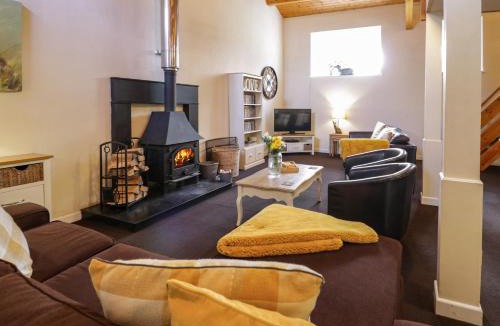 Llanllyfni House | Igamogam