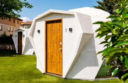 Belorado Hotel | Igloo Rooms - Belorado