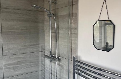 Patchway House | II comfortable room, Shared House