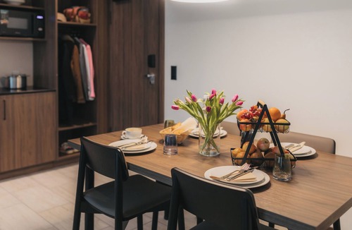 Spreitenbach Apartment | IIP Apartments - Self Check In