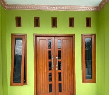 Tamansuruh House | Ijen kingdom guest house