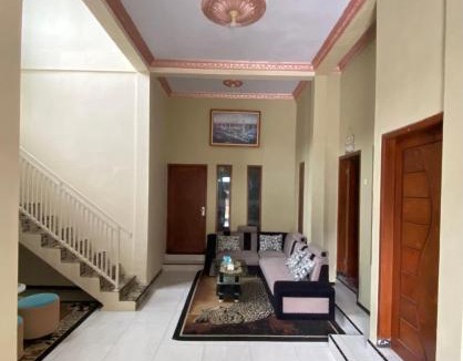 Tamansuruh House | Ijen kingdom guest house