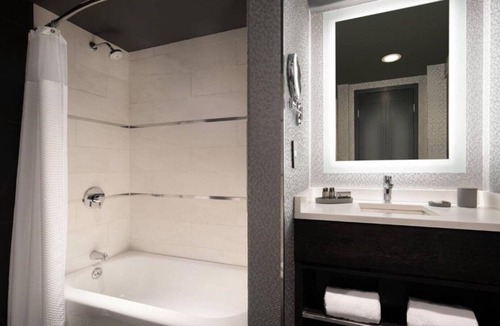 Financial District House | IKE NOTHING ELSE IN SOMA SAN FRANCISCO