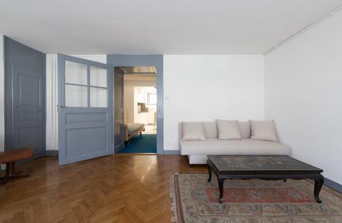 Carouge Apartment | Il giardino B