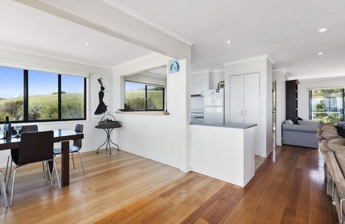 Great Ocean Road House | IL Mare (expansive ocean views)