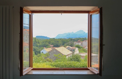 Vrisnik Villa | Il Melograno, an original Dalmatian stone house with a stunning view