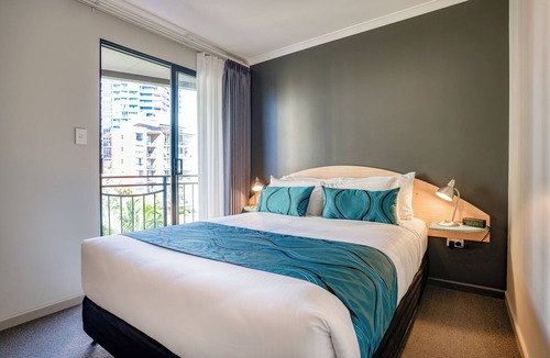 Kangaroo Point Hotel | Il Mondo Boutique Hotel