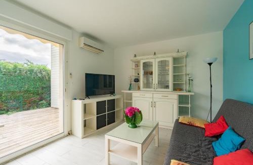 Saint-Simon-de-Bordes Apartment | Ile Madame