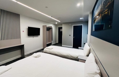 Valentines Hotel | Ilford Grand Hotel