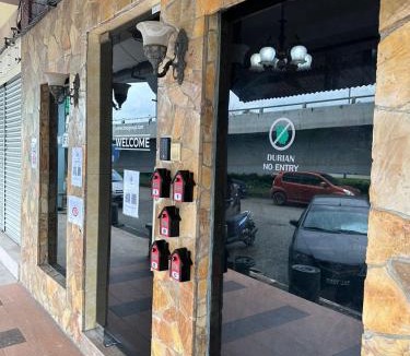 Bukit Kuang Hotel | Ilhamku Inn