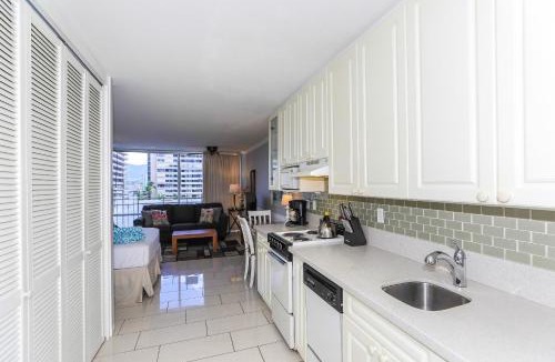 Waikiki House | Ilikai Marina 987