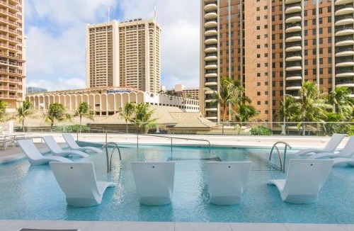 Waikiki Apartment | Ilikai Tower 1205 City View 1BR