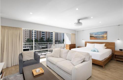 Waikiki House | Ilikai Tower 438