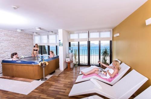 Biograd na Moru Hotel | Ilirija Resort Hotel Ilirija