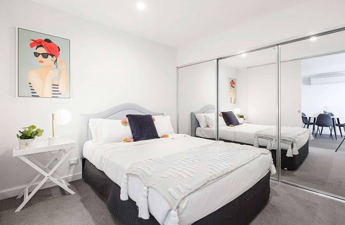 Cheltenham Apartment | Ilixir Apartments by Ready Set Host