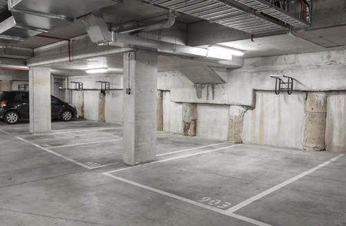 Cheltenham Apartment | Ilixir Apartments by Ready Set Host