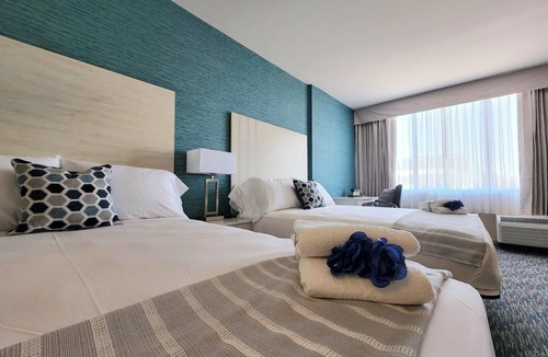 Zion Hotel | Illinois Beach Hotel