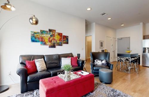 Edgehill Apartment | Illume 319