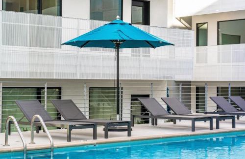 Edgehill Apartment | Illume 407
