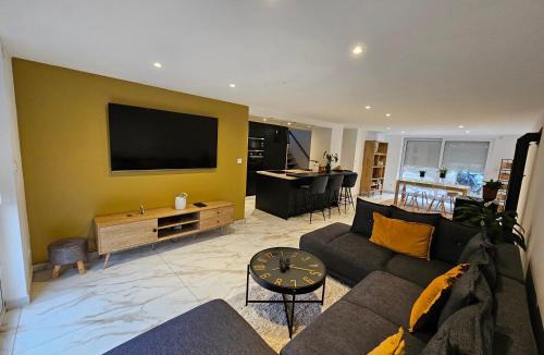 Saint-Priest-en-Jarez Villa | Illy's