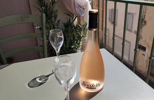 Martigues Apartment | Ilot - Exceptional location, Comfort, Refinement