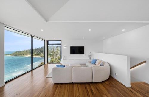 Wye River House | Iluka Lookout