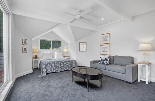 Palm Beach House | Iluka Palm Cove Penthouse