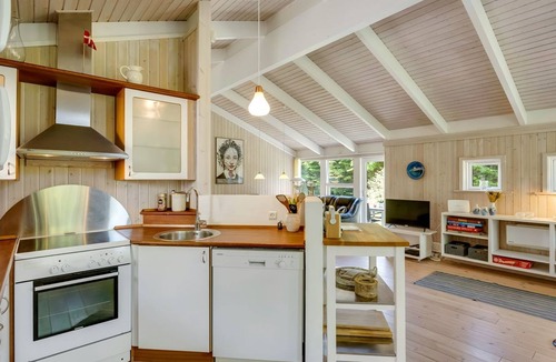 Grønhøj House | "Ilya" - 900m from the sea by Interhome