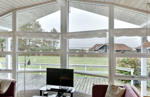 Vemmenæs House | "Ilze" - 300m from the sea by Interhome